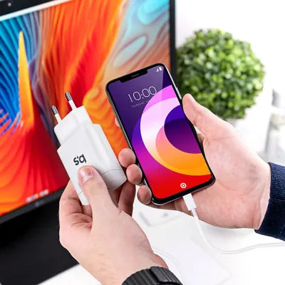 Caricabatterie per telefono Blue Star USB C QC4.0 PD 3A 18W + cavo USB C a Lightning TFK-TC-1099C bianco